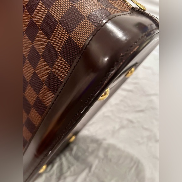 Louis Vuitton Alma PM Damier Ebene! ♥️ - Picture 9 of 15